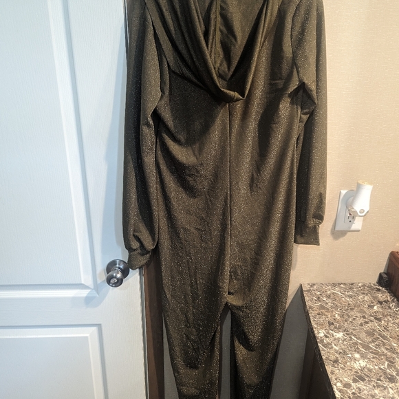 Jumpsuit - Picture 6 of 6